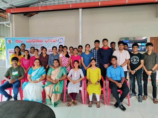 Session on Cracking the Nursing Entrance Exam held in St. Lawrence Church, Moodubelle